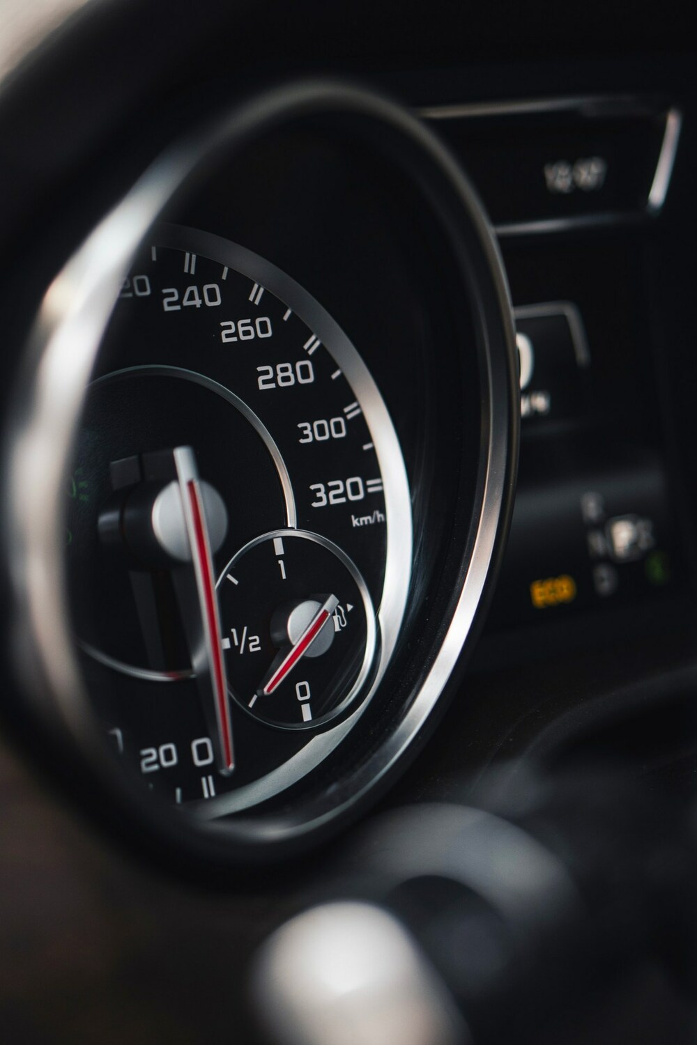 Машины из Японии 